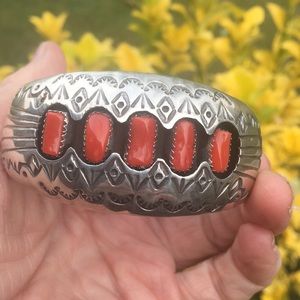 💕AUTHENTIC NATIVE AMERICAN MADE CUFF  41grams